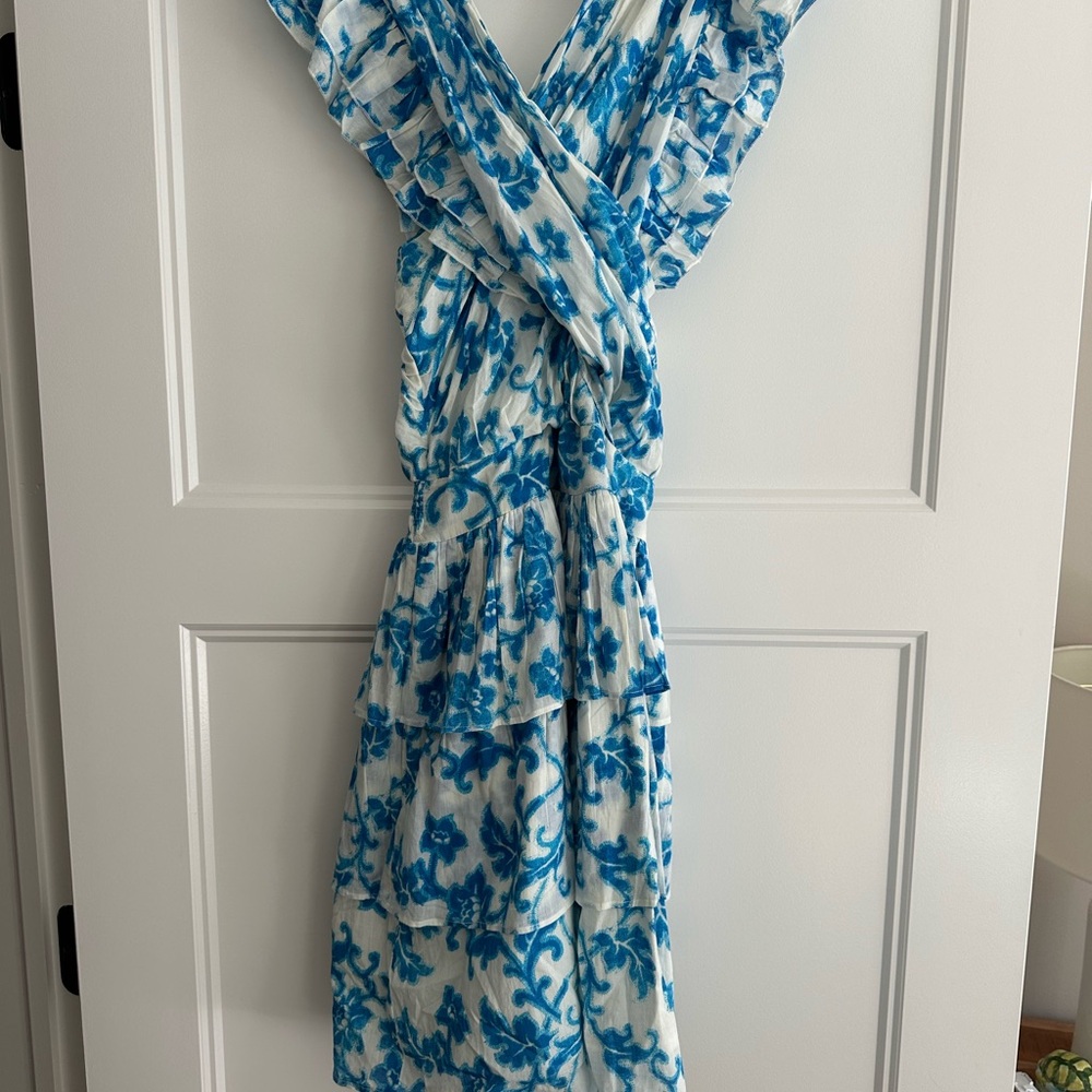Elegant Blue and White Floral Mini Dress